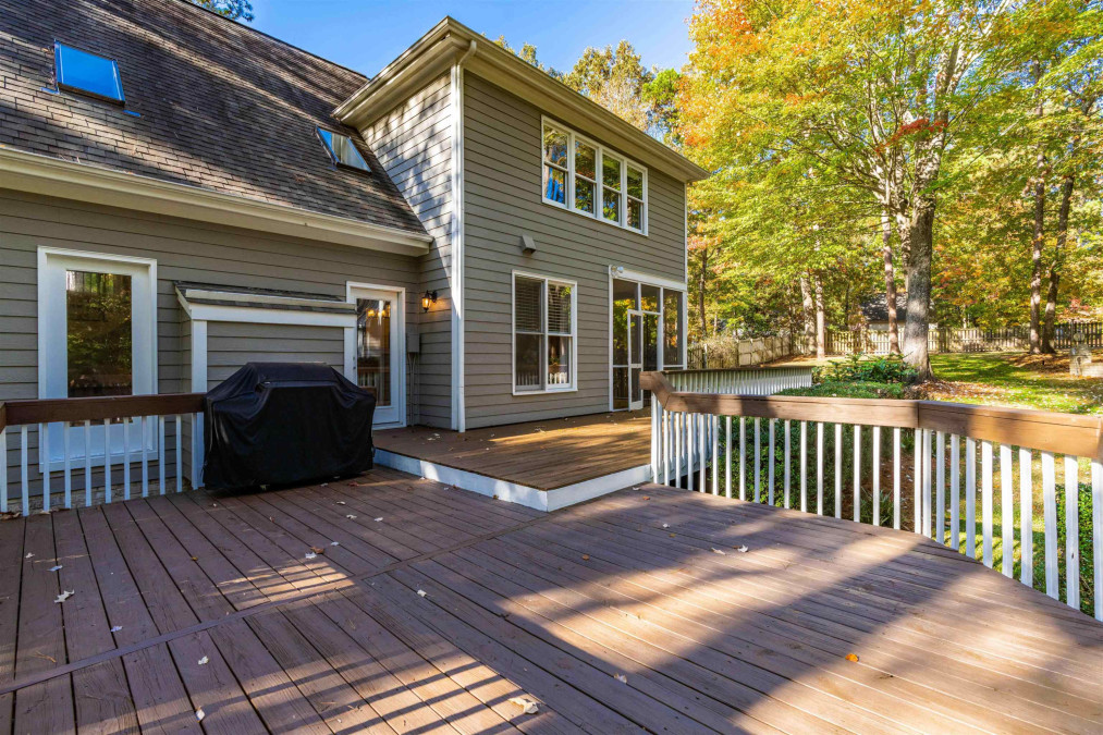 3308 Bentwillow Dr Fuquay Varina, NC 27526
