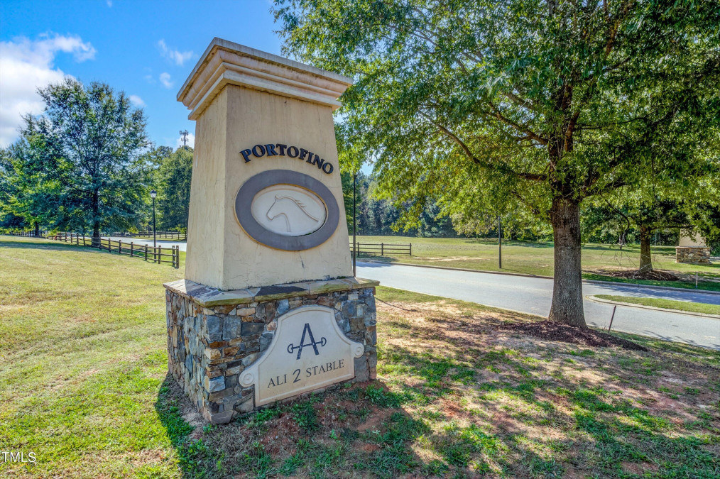 38 Positano Ct Clayton, NC 27527