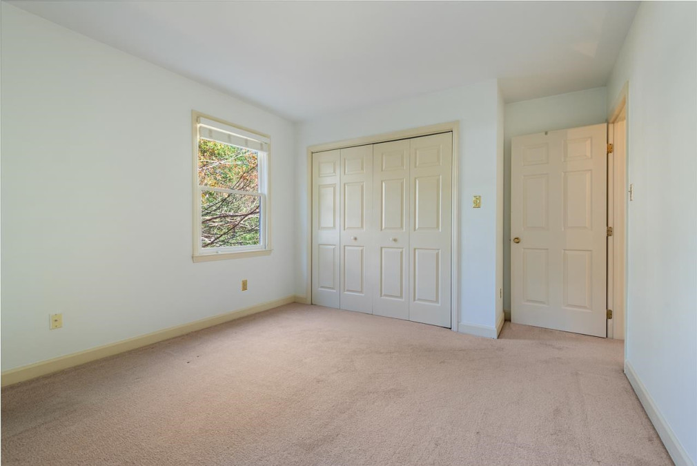 803 Inglenook Dr Durham, NC 27707
