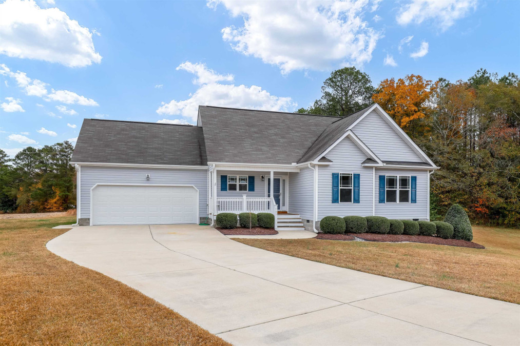 103 Hunters Point Ct Angier, NC 27501