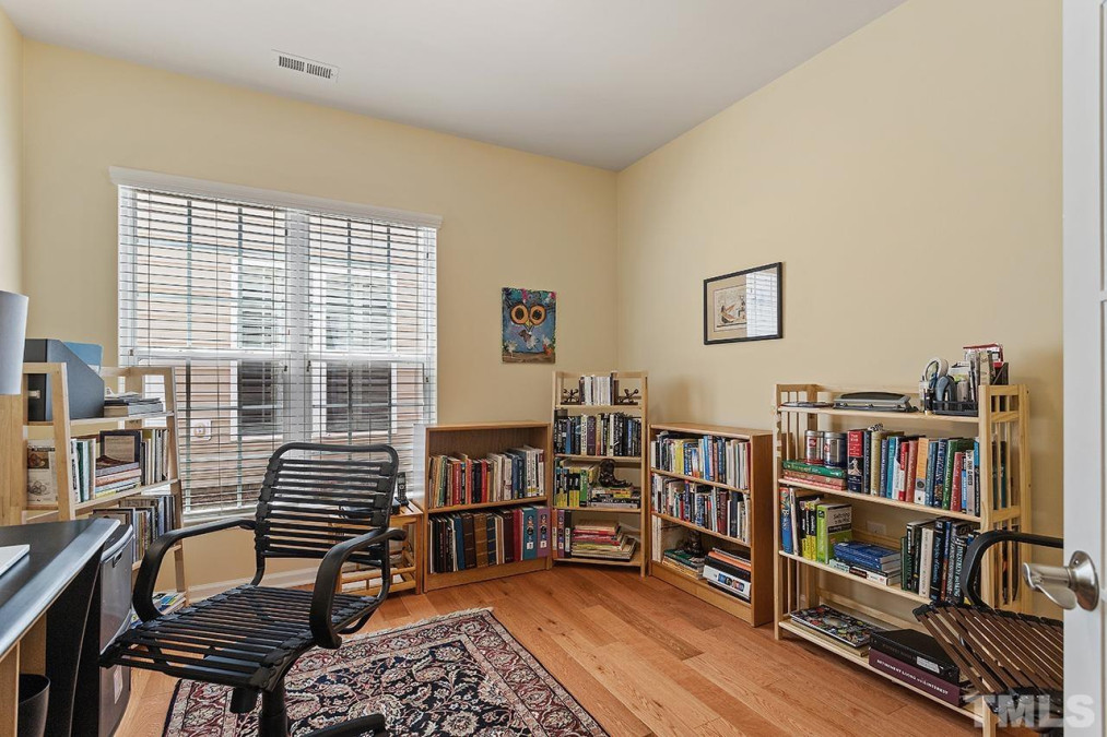 801 Blackfriars Loop Cary, NC 27519