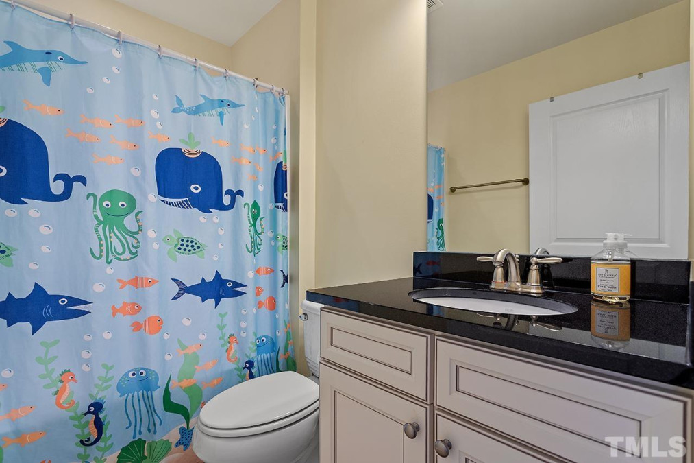 801 Blackfriars Loop Cary, NC 27519