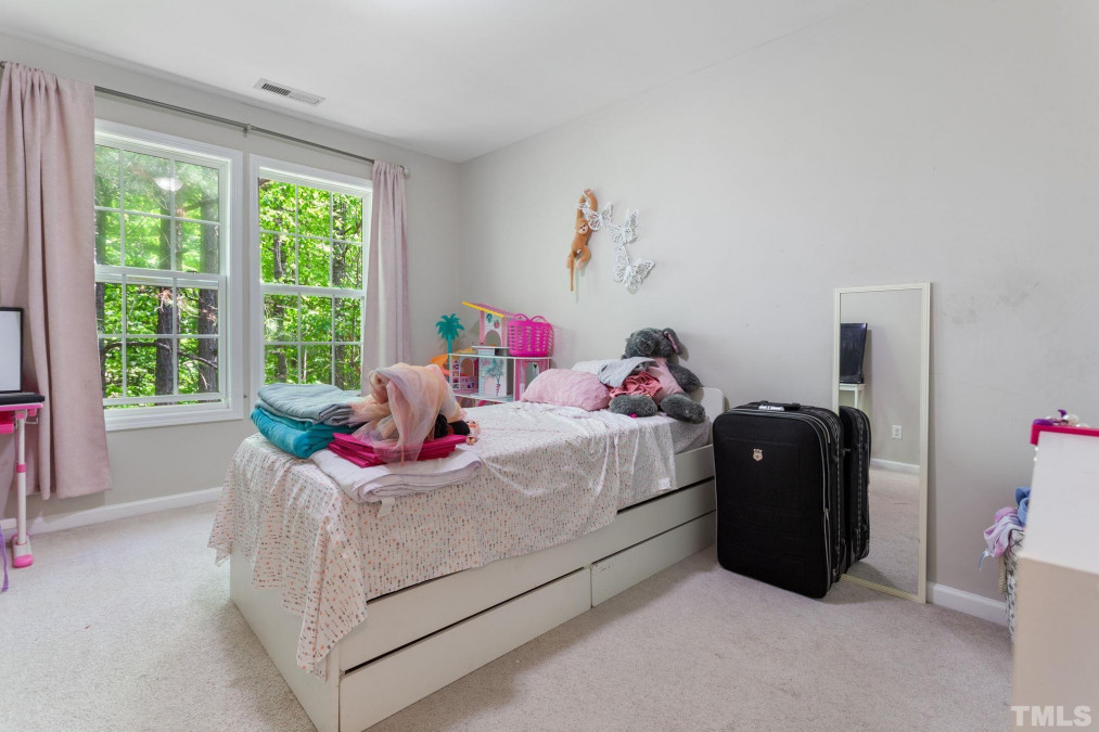 7108 Snodgrass Hill Ct, Raleigh, NC 27610 Raleigh Realty