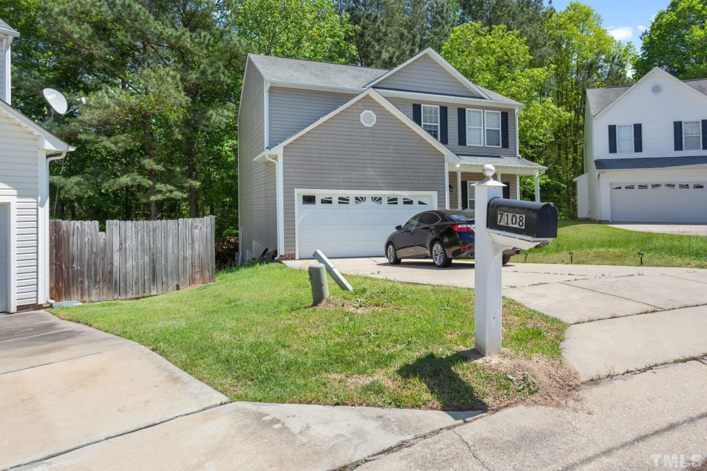 7108 Snodgrass Hill Ct, Raleigh, NC 27610 Raleigh Realty