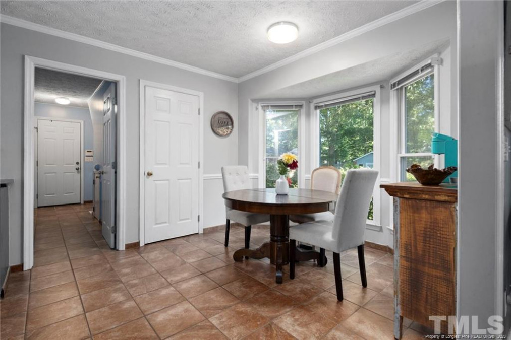 1105 Chestnut Wood Dr Fayetteville, NC 28314