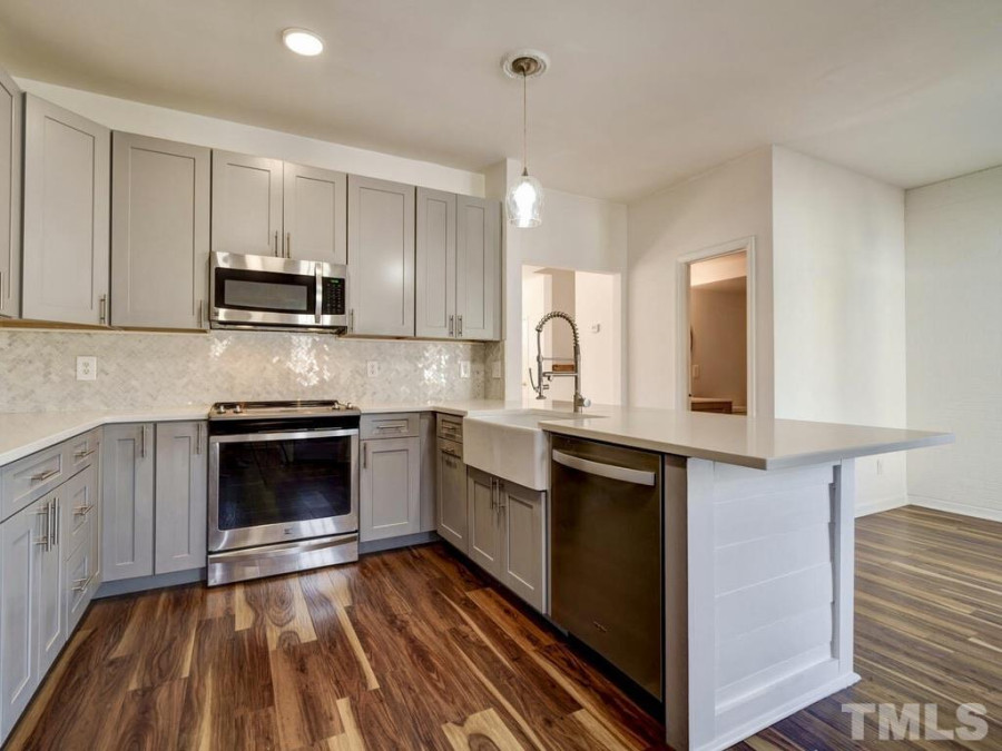 2615 Garden Knoll Ln Raleigh, NC 27614