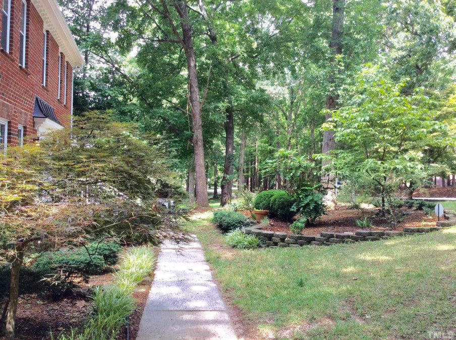 12105 Warwickshire Way, Raleigh, NC 27613 Raleigh Realty