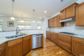 23 Fallenwood Ln Chapel Hill, NC 27516