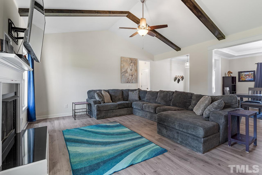 638 Core Rd Dunn, NC 28334