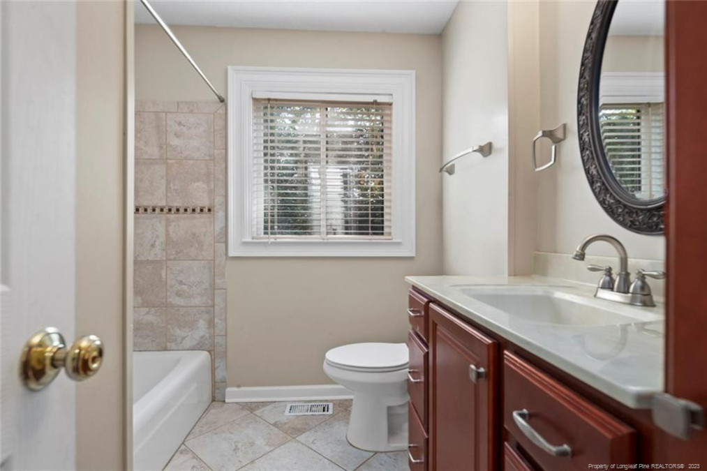 1800 Paisley Fayetteville, NC 28304