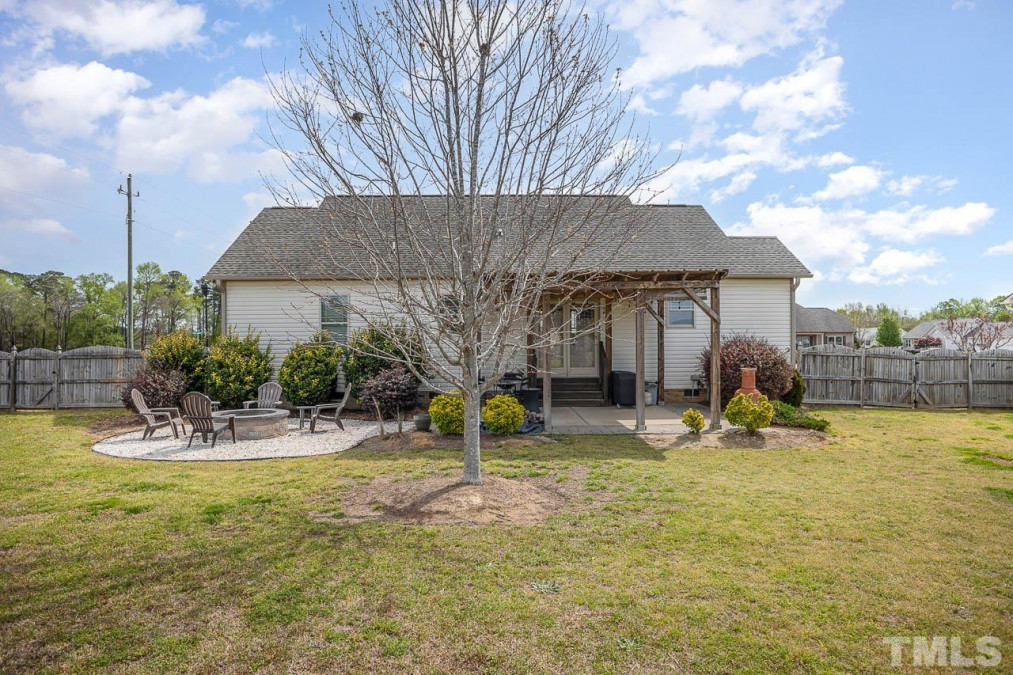 20 Middle Landing Dr, Smithfield, NC 27577 Raleigh Realty