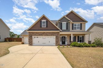 27 Fleetwood Ct Lillington, NC 27546