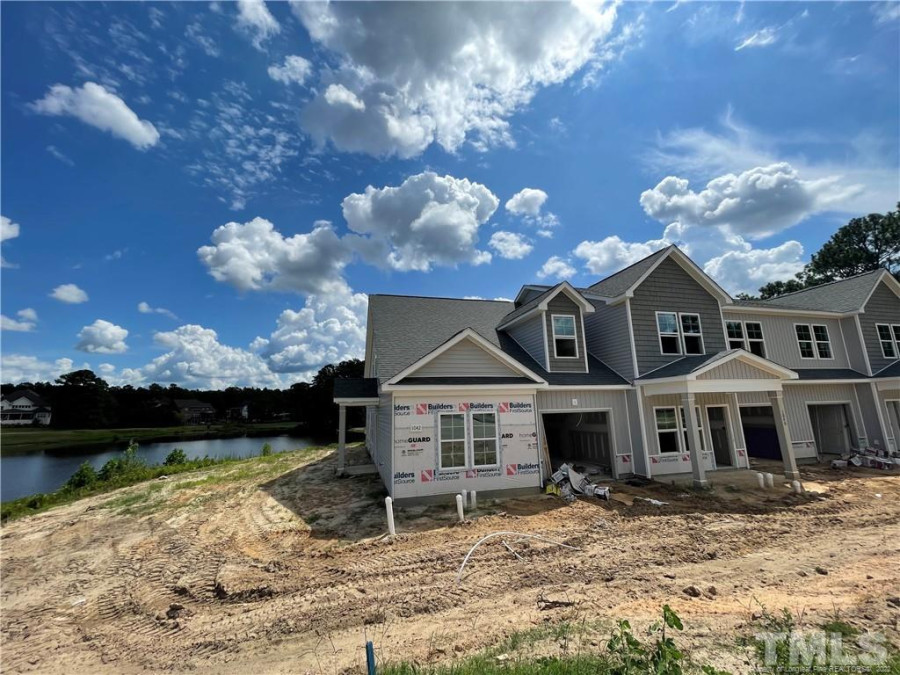 1042 Kensington Park Rd, Fayetteville, NC 28311 Raleigh Realty