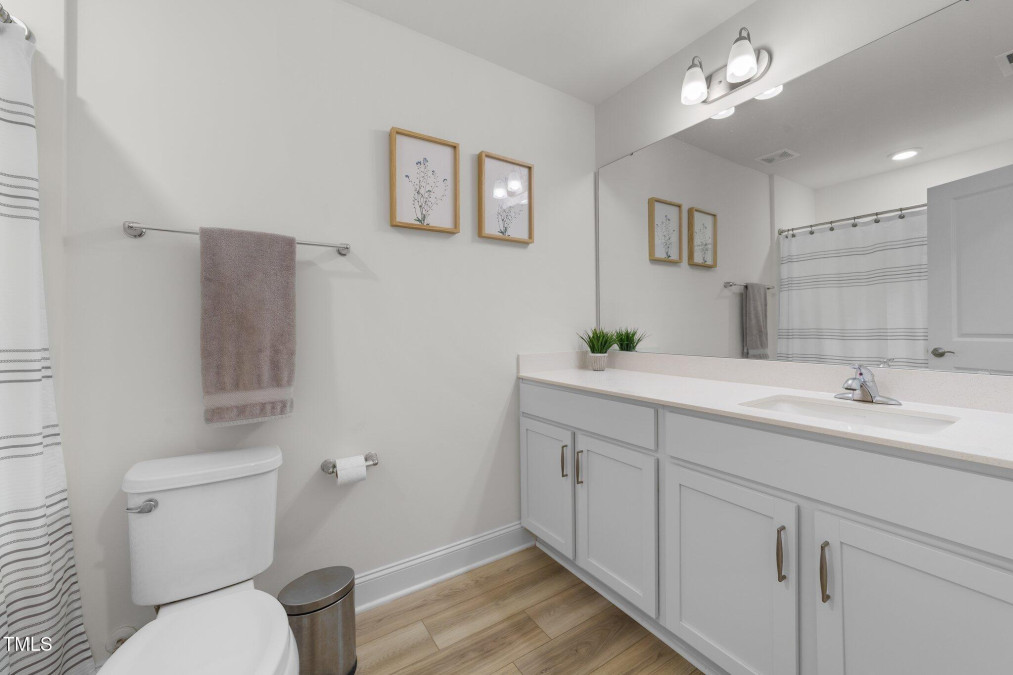 53 Whitley Ridge Dr Clayton, NC 27527