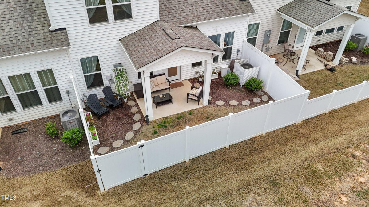 53 Whitley Ridge Dr Clayton, NC 27527