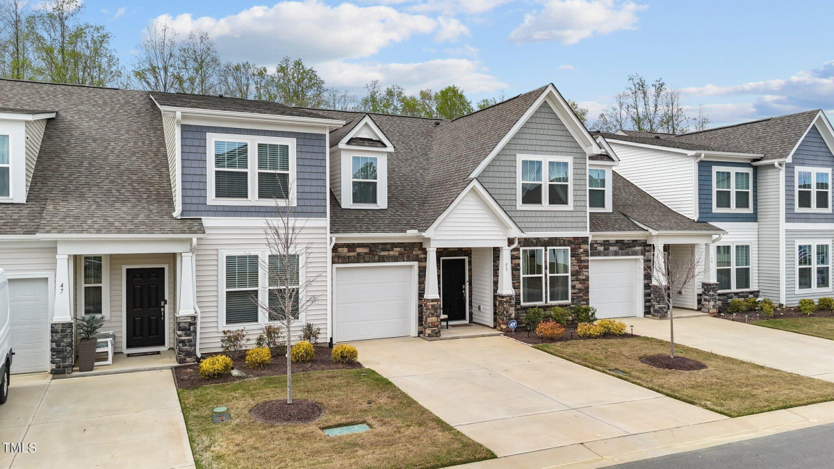 53 Whitley Ridge Dr Clayton, NC 27527