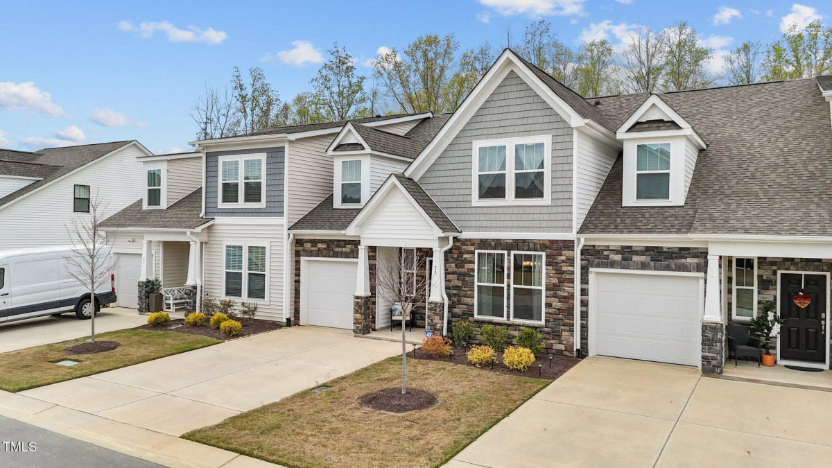 53 Whitley Ridge Dr Clayton, NC 27527