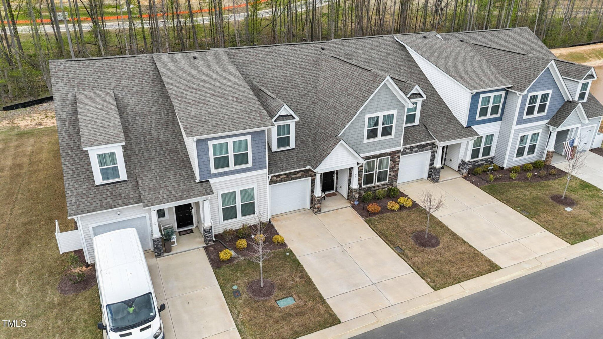 53 Whitley Ridge Dr Clayton, NC 27527
