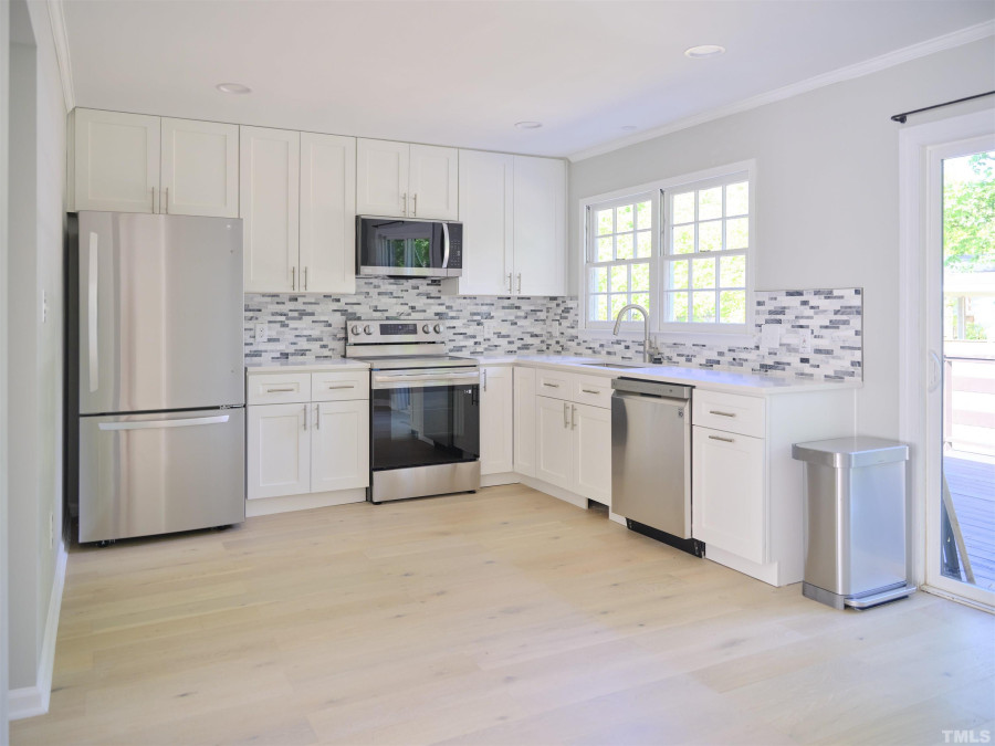 2324 Ravenhill Dr Raleigh, NC 27615