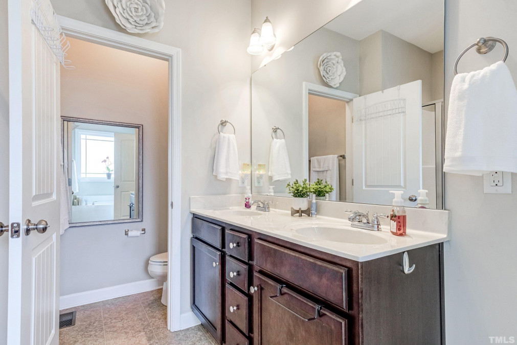 272 Gennessee Dr Zebulon, NC 27597