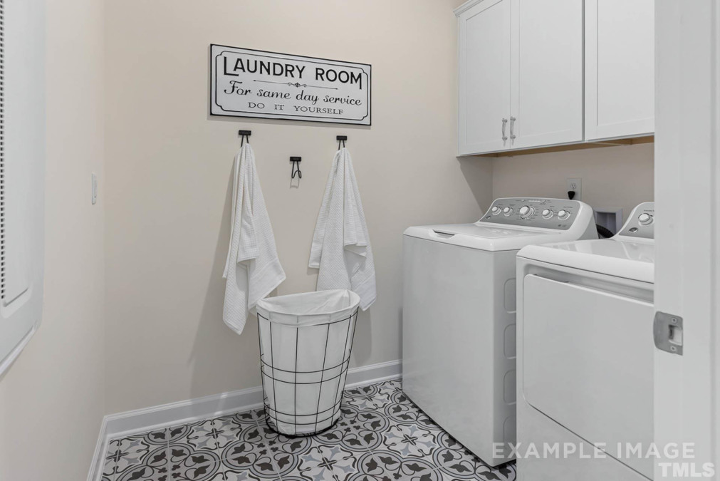 350 Castle Pond Way Fuquay Varina, NC 27526