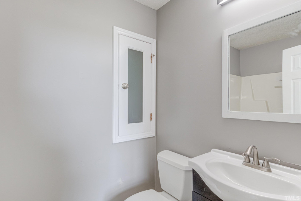 8809 Love Field Ct Willow Springs, NC 27592