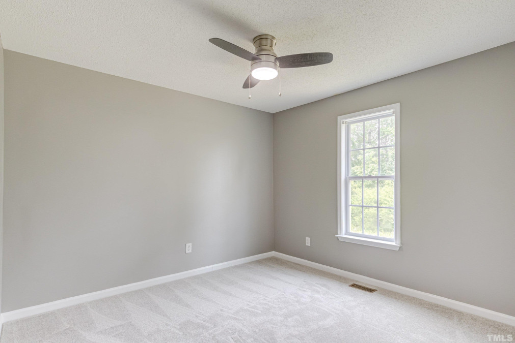 8809 Love Field Ct Willow Springs, NC 27592