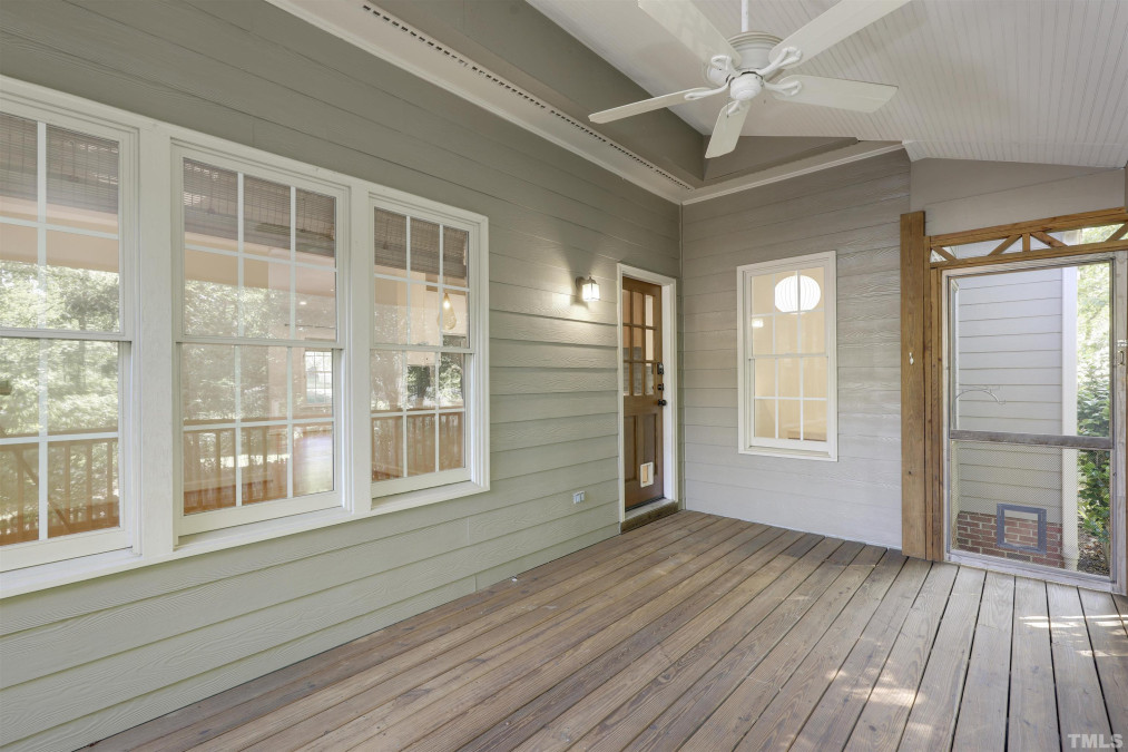 1748 Farmington Grove Dr Raleigh, NC 27614