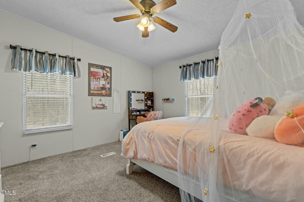 4632 Pittsboro Goldston Rd Bear Creek, NC 27207