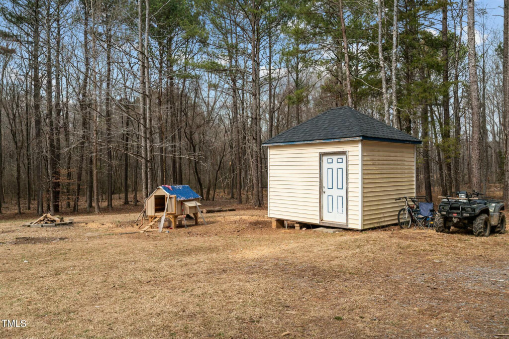 4632 Pittsboro Goldston Rd Bear Creek, NC 27207