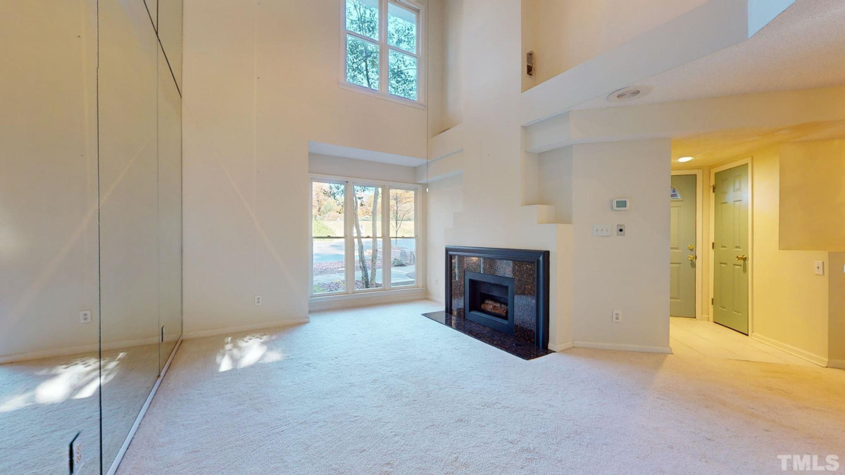 3905 Carnegie Ln Raleigh, NC 27612