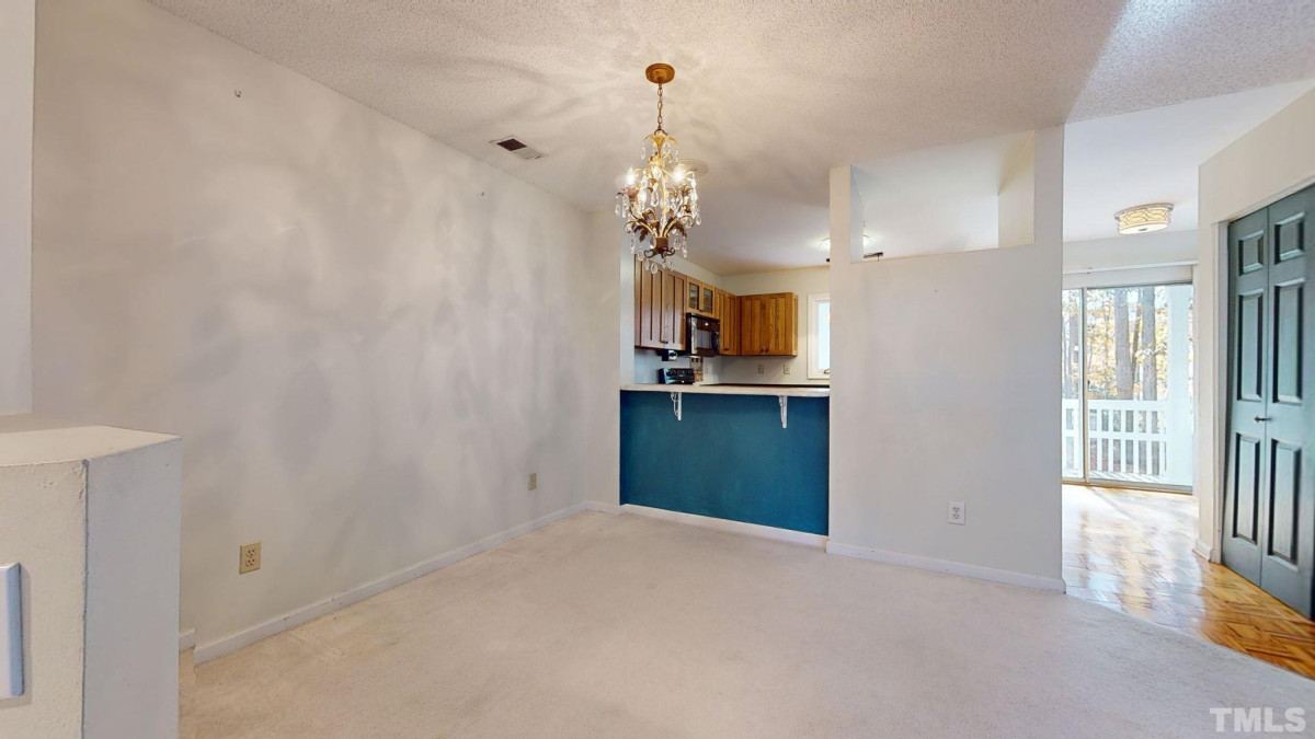 3905 Carnegie Ln Raleigh, NC 27612