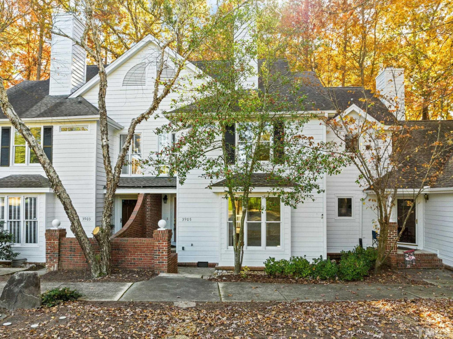 3905 Carnegie Ln Raleigh, NC 27612