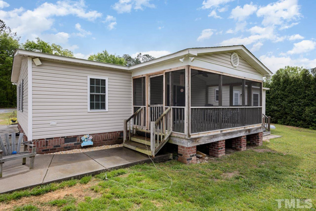 611 Tarheel Rd, Benson, NC 27504 Raleigh Realty