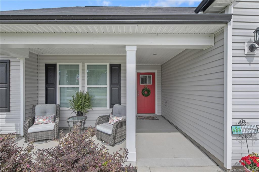 16 Finch Ln Parkton, NC 28371