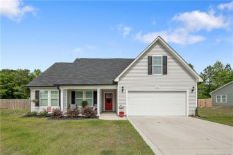 16 Finch Ln Parkton, NC 28371
