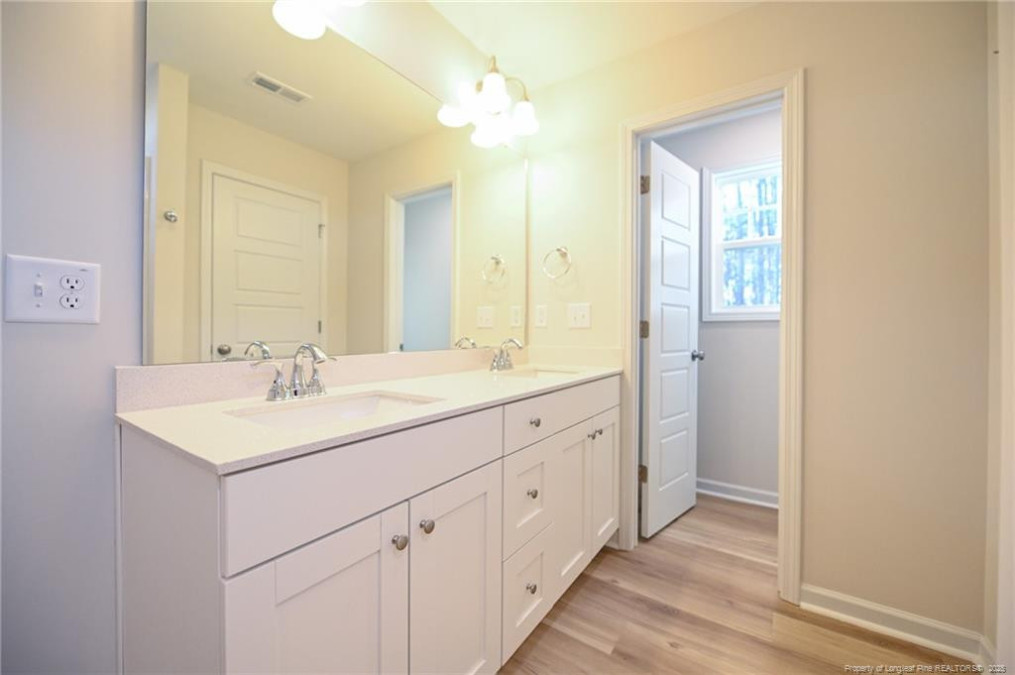 1462 Percheron Pa Fayetteville, NC 28312