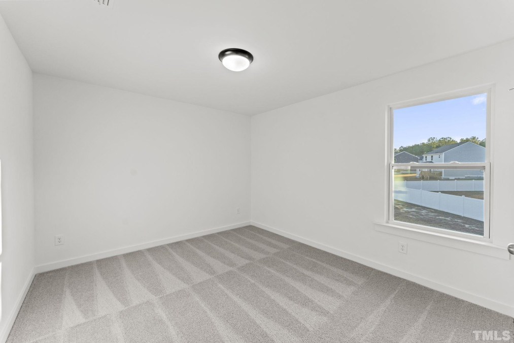 1204 Huffington Oak Dr Willow Springs, NC 27592