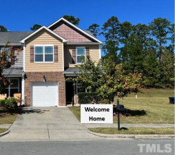 3329 Cardinal Lake Dr Durham, NC 27704