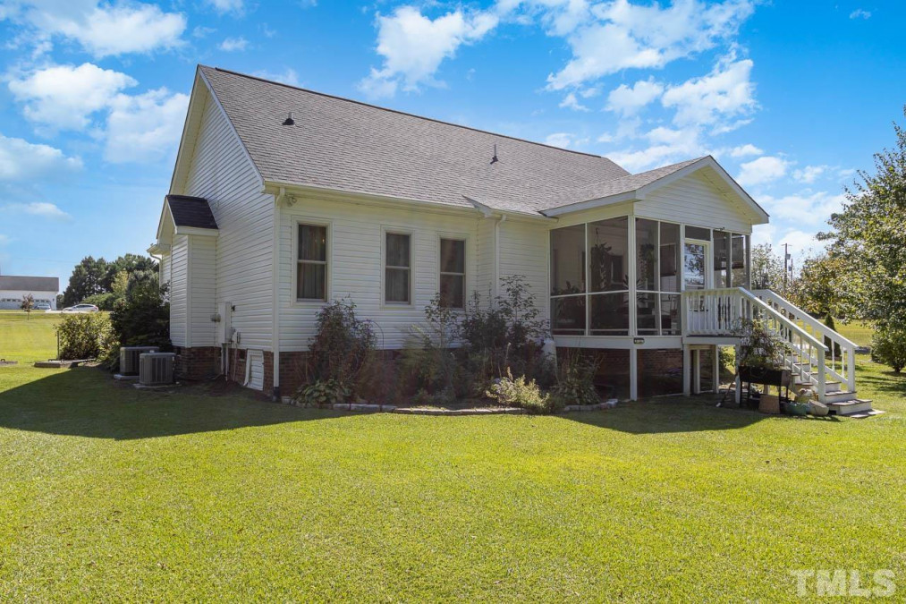 3573 Little Creek Church Rd, Clayton, NC 27520 Raleigh Realty