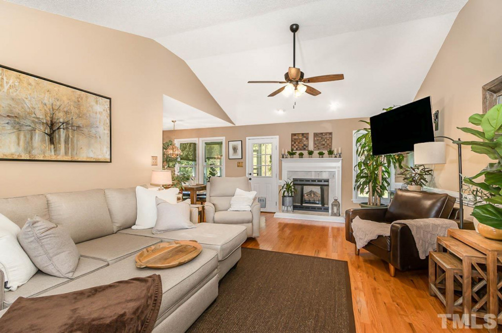 3573 Little Creek Church Rd, Clayton, NC 27520 Raleigh Realty