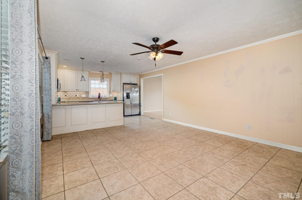 316 Kirkwood Dr Fayetteville, NC 28303