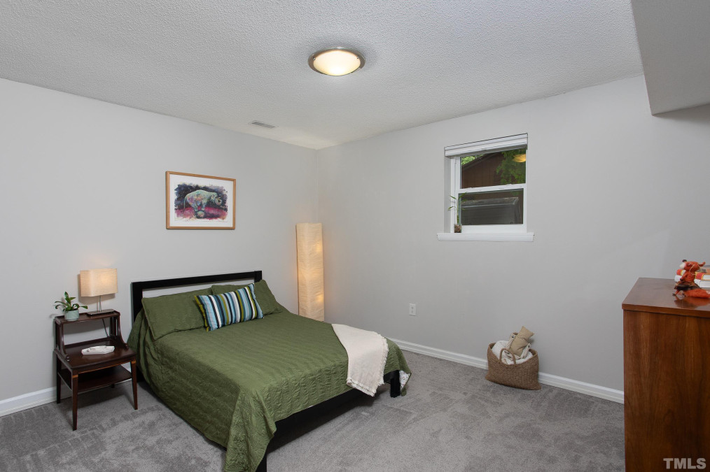 1108 Saxony Dr Durham, NC 27707