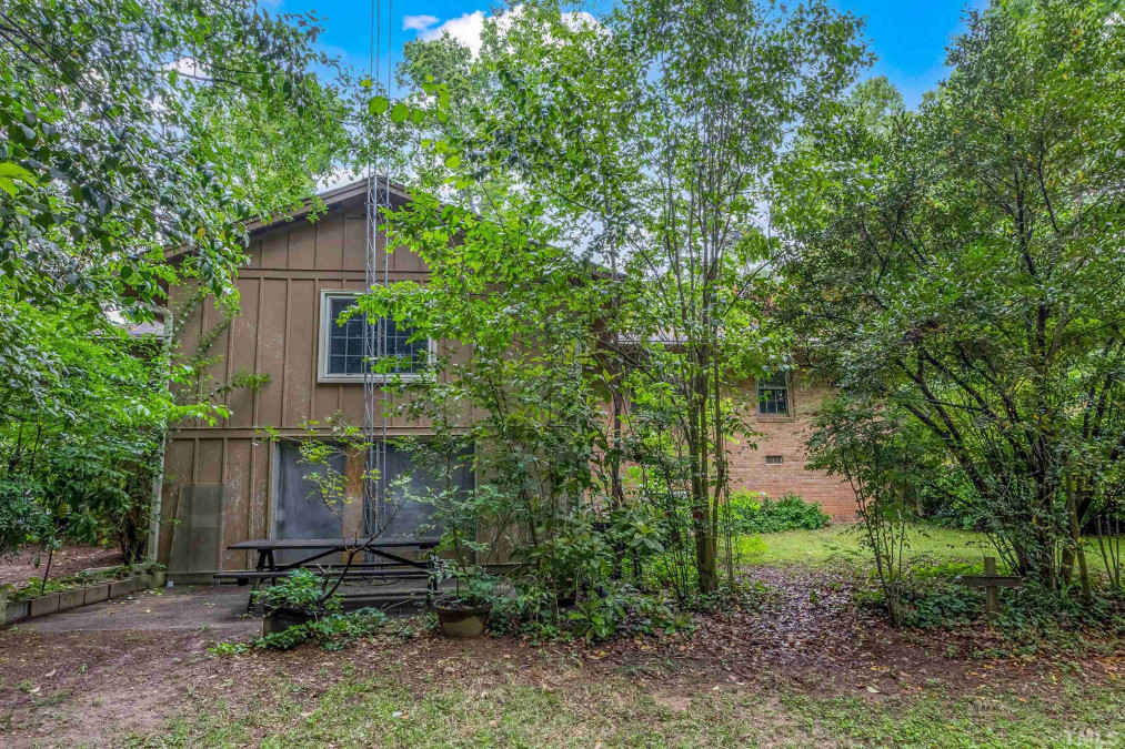 701 Currituck Dr, Raleigh, NC 27609 Raleigh Realty