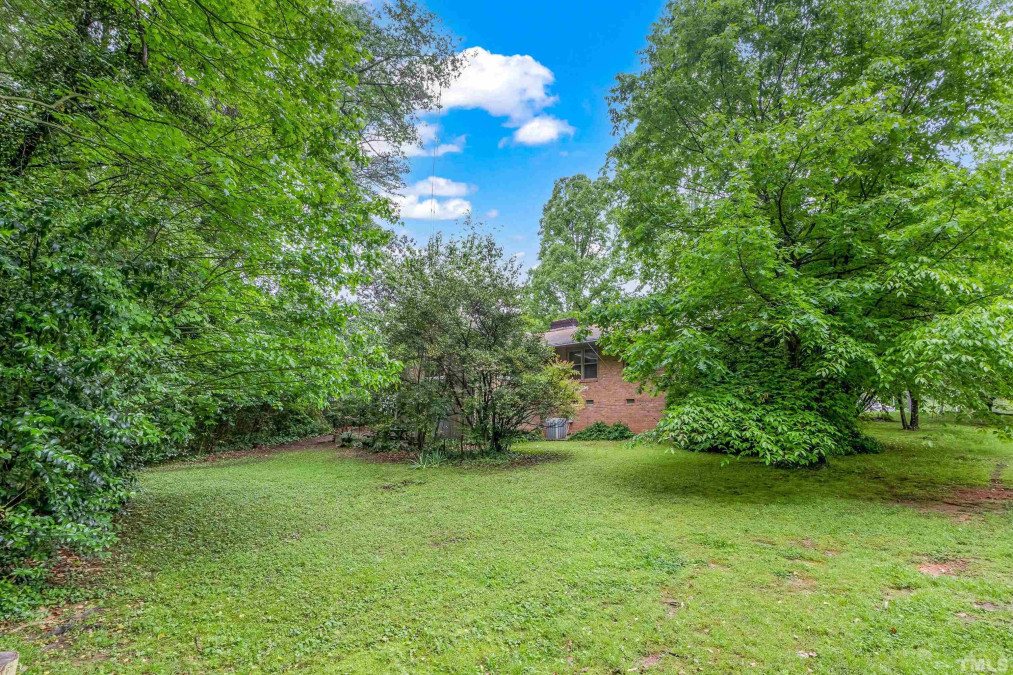 701 Currituck Dr, Raleigh, NC 27609 Raleigh Realty