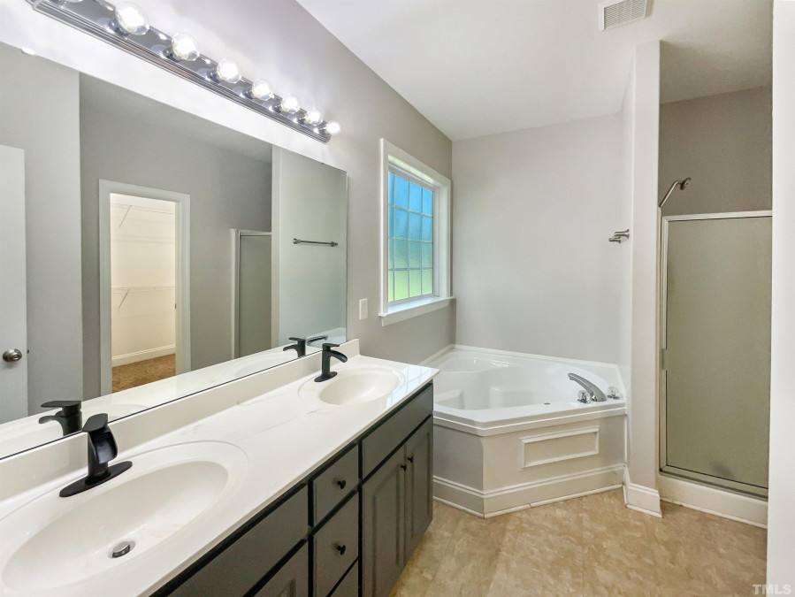 262 Winston Pointe Dr, Clayton, NC 27520 Raleigh Realty