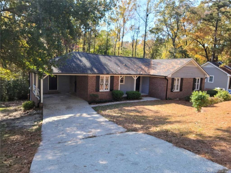 1812 Swann Fayetteville, NC 28303