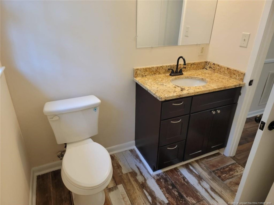 1812 Swann Fayetteville, NC 28303