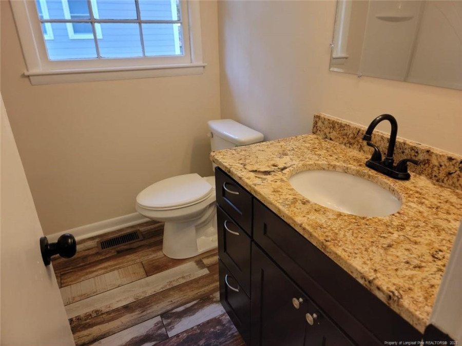 1812 Swann Fayetteville, NC 28303