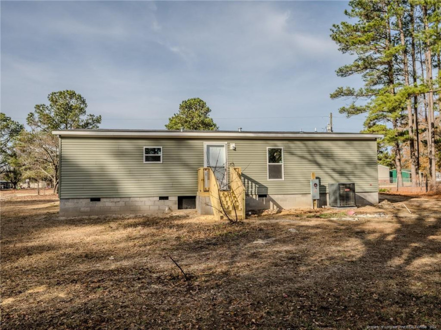 414 Smokey Rd Fairmont, NC 28340